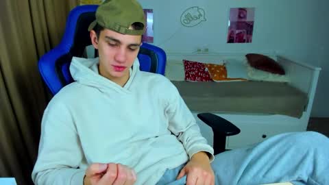 Frank online show from November 29, 4:26 am