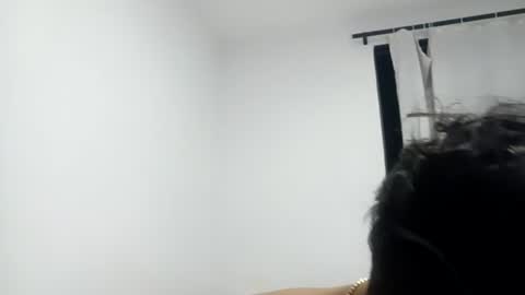frankdanielsmolano online show from June 15, 4:04 am