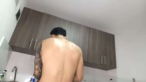 frankdanielsmolano online show from June 28, 7:53 pm