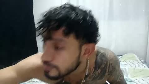 frankdanielsmolano online show from July 17, 3:24 am