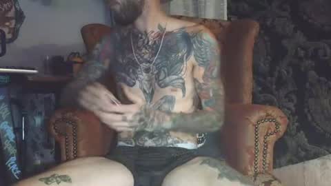Frankie DRay   LikeFollowShareBuild online show from July 1, 7:43 am