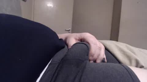 Snapshot of frankiel745 chatting on March 9, 8:31 pm frankiel745 online show from March 9, 8:31 pm