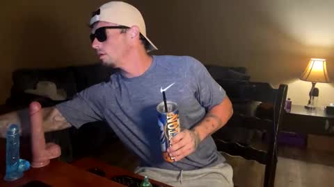Snapshot of frankoafterdark chatting on May 21, 11:23 pm Franco online show from May 21, 11:23 pm