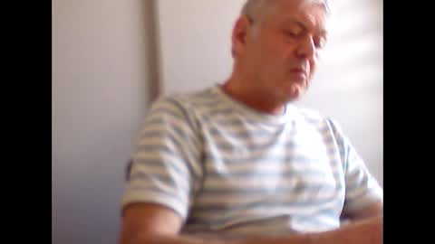 Snapshot of frannkboy61 chatting on May 31, 3:30 pm frannkboy61 online show from May 31, 3:30 pm