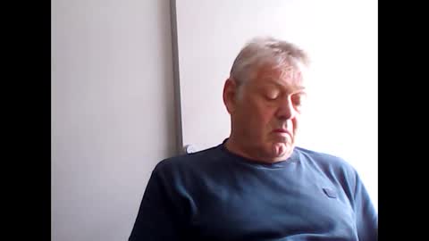 Snapshot of frannkboy61 chatting on June 9, 8:26 am frannkboy61 online show from June 9, 8:26 am