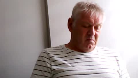 Snapshot of frannkboy61 chatting on July 19, 8:29 am frannkboy61 online show from July 19, 8:29 am