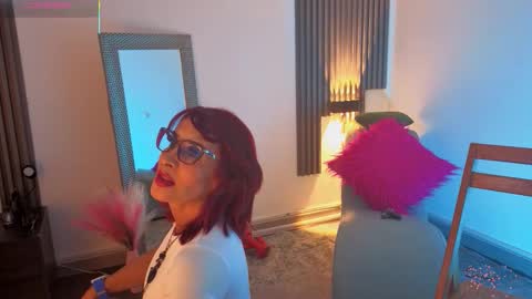 Fransheska online show from March 7, 12:02 pm