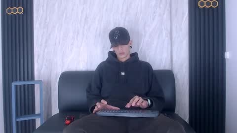 Franvill trato online show from October 12, 12:04 pm