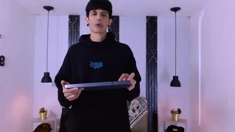 Franvill trato online show from January 12, 7:19 pm