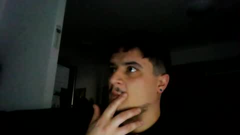 Snapshot of fraromeo2 chatting on February 18, 7:37 am fraromeo2 online show from February 18, 7:37 am