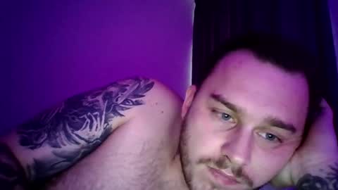 fratersphere568408 online show from March 28, 4:28 pm