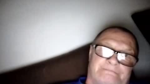 Snapshot of frauenfeind1 chatting on October 9, 1:42 pm Wolfi online show from October 9, 1:42 pm