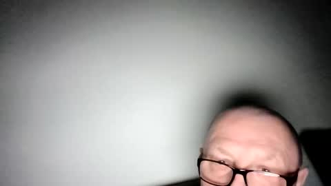 Wolfi online show from February 15, 3:53 pm