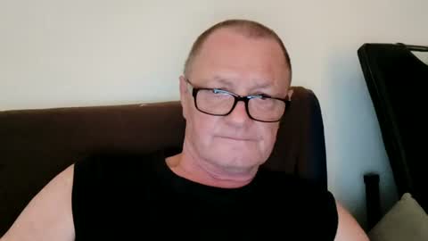 Wolfi online show from July 13, 6:05 am