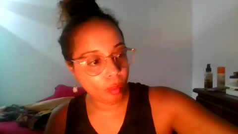 Snapshot of freakjawn1992 chatting on June 25, 2:55 am FreakJawn online show from June 25, 2:55 am