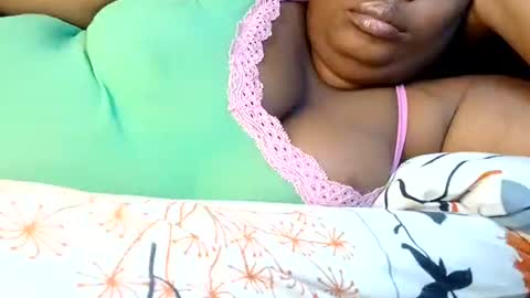 freaky08 online show from December 3, 1:43 pm