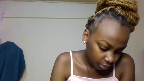 freaky_beauty online show from July 28, 9:25 pm