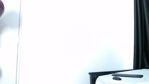 Snapshot of freaky_bunnies chatting on April 18, 7:58 pm freaky_bunnies online show from April 18, 7:58 pm