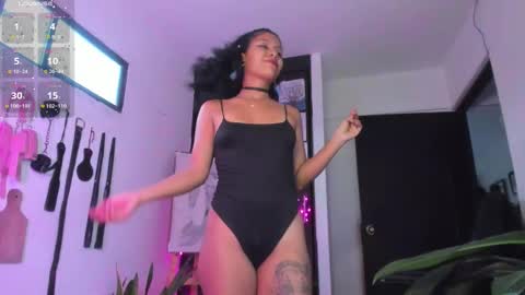 Lia Gomez online show from November 13, 10:41 pm