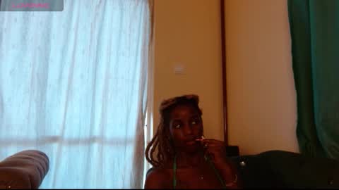 Snapshot of freaky_shamzzy chatting on October 14, 4:46 am shamika online show from October 14, 4:46 am