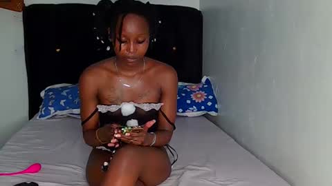 freaky-shazy online show from January 9, 10:40 am