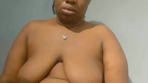 Snapshot of freaky_slut5 chatting on February 5, 4:17 am freaky slut5 online show from February 5, 4:17 am