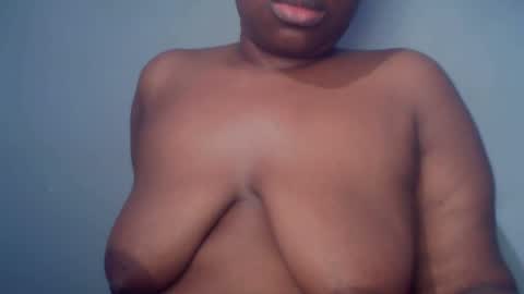 Snapshot of freaky_slut5 chatting on February 16, 6:37 pm freaky slut5 online show from February 16, 6:37 pm