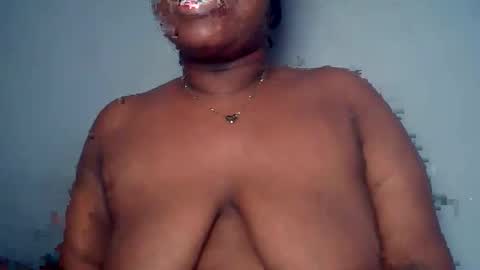 Snapshot of freaky_slut5 chatting on March 2, 7:15 am freaky slut5 online show from March 2, 7:15 am