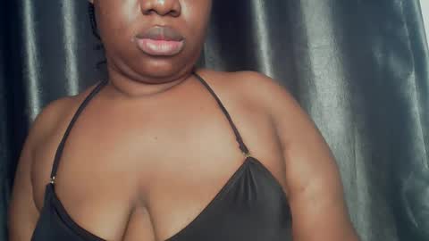 Snapshot of freaky_slut5 chatting on March 18, 4:15 am freaky slut5 online show from March 18, 4:15 am