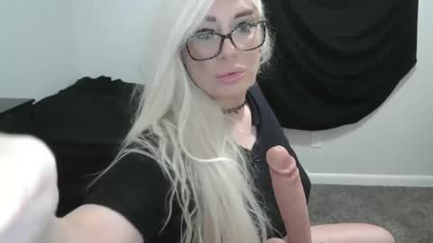 Freaky Barbi online show from October 8, 3:53 pm