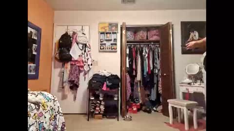 freakybriz online show from September 28, 3:45 am