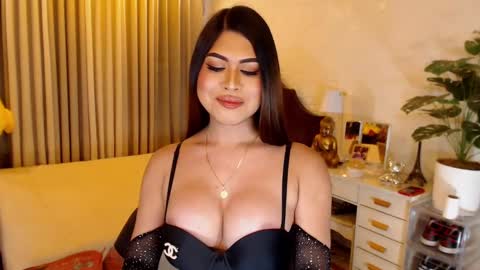 Snapshot of freakymariaxxxx chatting on January 8, 4:34 am Maria online show from January 8, 4:34 am