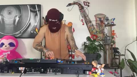 FreakyMFs online show from January 10, 10:47 pm