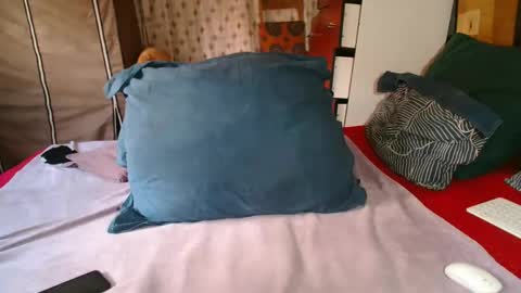 Snapshot of freakyteaser1990 chatting on March 25, 10:32 am Mandy online show from March 25, 10:32 am