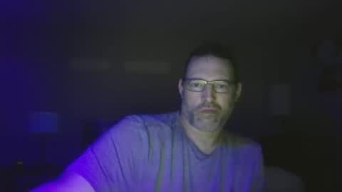 Snapshot of fred177771558049 chatting on February 2, 4:11 am fred177771558049 online show from February 2, 4:11 am