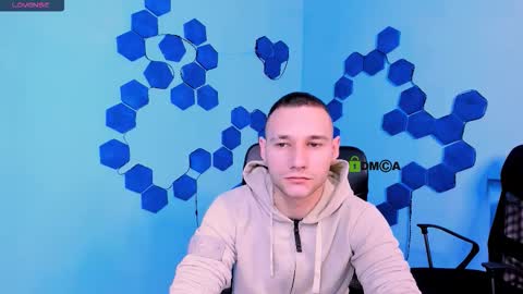 Freddy online show from December 5, 10:57 am