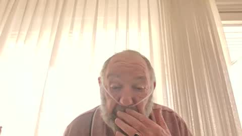 Snapshot of fredaldavid chatting on April 22, 8:39 am David Fredal online show from April 22, 8:39 am
