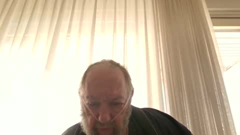Snapshot of fredaldavid chatting on April 23, 8:02 am David Fredal online show from April 23, 8:02 am