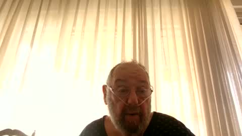 Snapshot of fredaldavid chatting on May 28, 8:11 am David Fredal online show from May 28, 8:11 am
