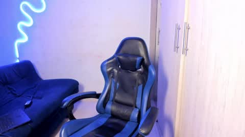 valeria online show from April 11, 5:56 am