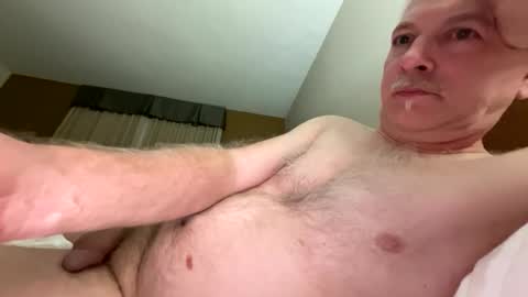 Snapshot of freddie30097guy chatting on April 22, 11:12 am freddie30097guy online show from April 22, 11:12 am