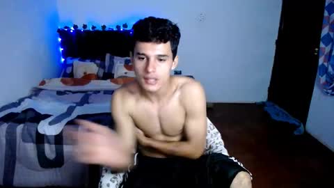 Snapshot of freddy_romans2 chatting on September 26, 12:36 am freddy romans online show from September 26, 12:36 am