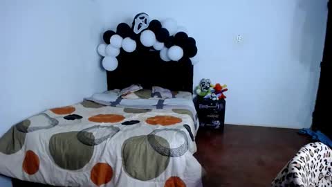 Snapshot of freddy_romans2 chatting on October 7, 1:36 am freddy romans online show from October 7, 1:36 am