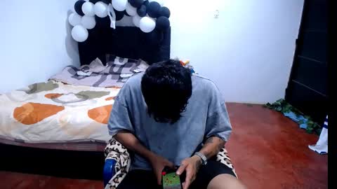 Snapshot of freddy_romans2 chatting on October 13, 12:43 am freddy romans online show from October 13, 12:43 am