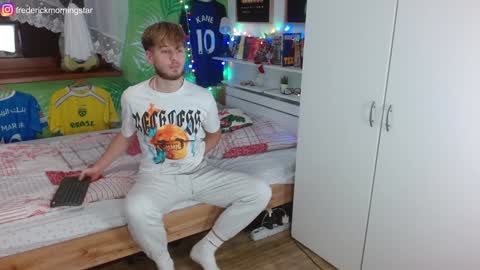 Snapshot of freddy_star chatting on January 20, 9:01 pm Frederick Perin online show from January 20, 9:01 pm