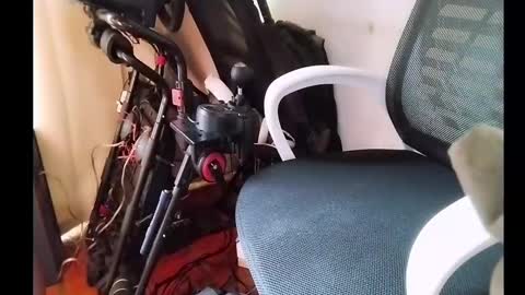 Snapshot of freddylongo chatting on February 20, 11:42 am Freddylongo online show from February 20, 11:42 am