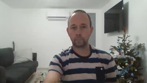 fredodu41 online show from December 7, 5:09 pm