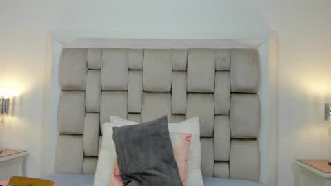 Frehia   online show from April 5, 11:40 am