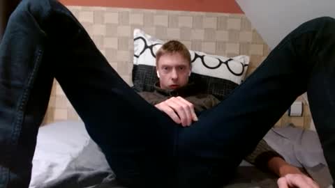 Antoine online show from February 16, 5:09 pm