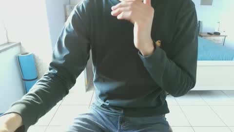 Snapshot of french_666999 chatting on February 5, 1:54 pm French 666999 online show from February 5, 1:54 pm